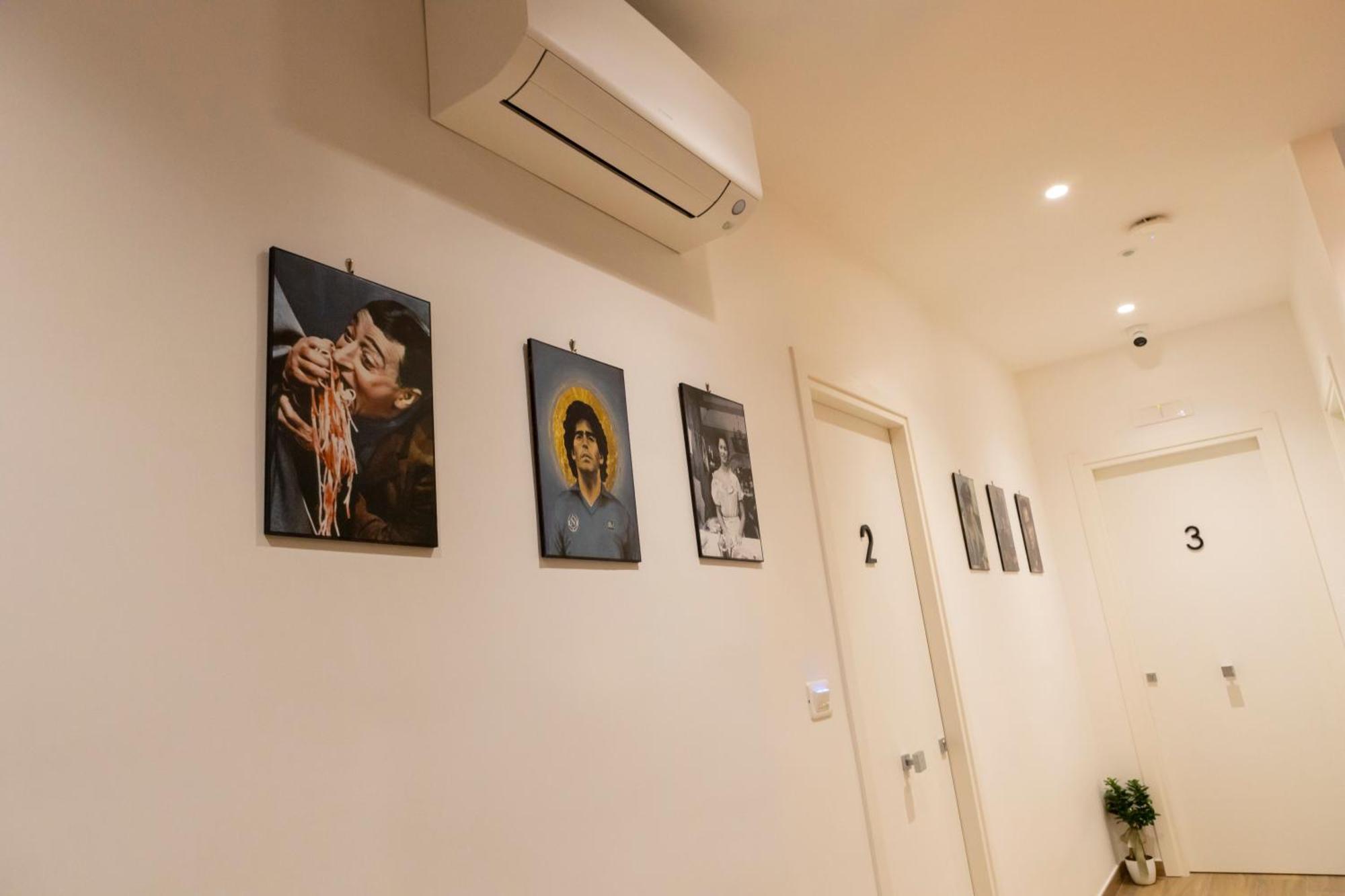 Alleria Rooms Napoli Bagian luar foto
