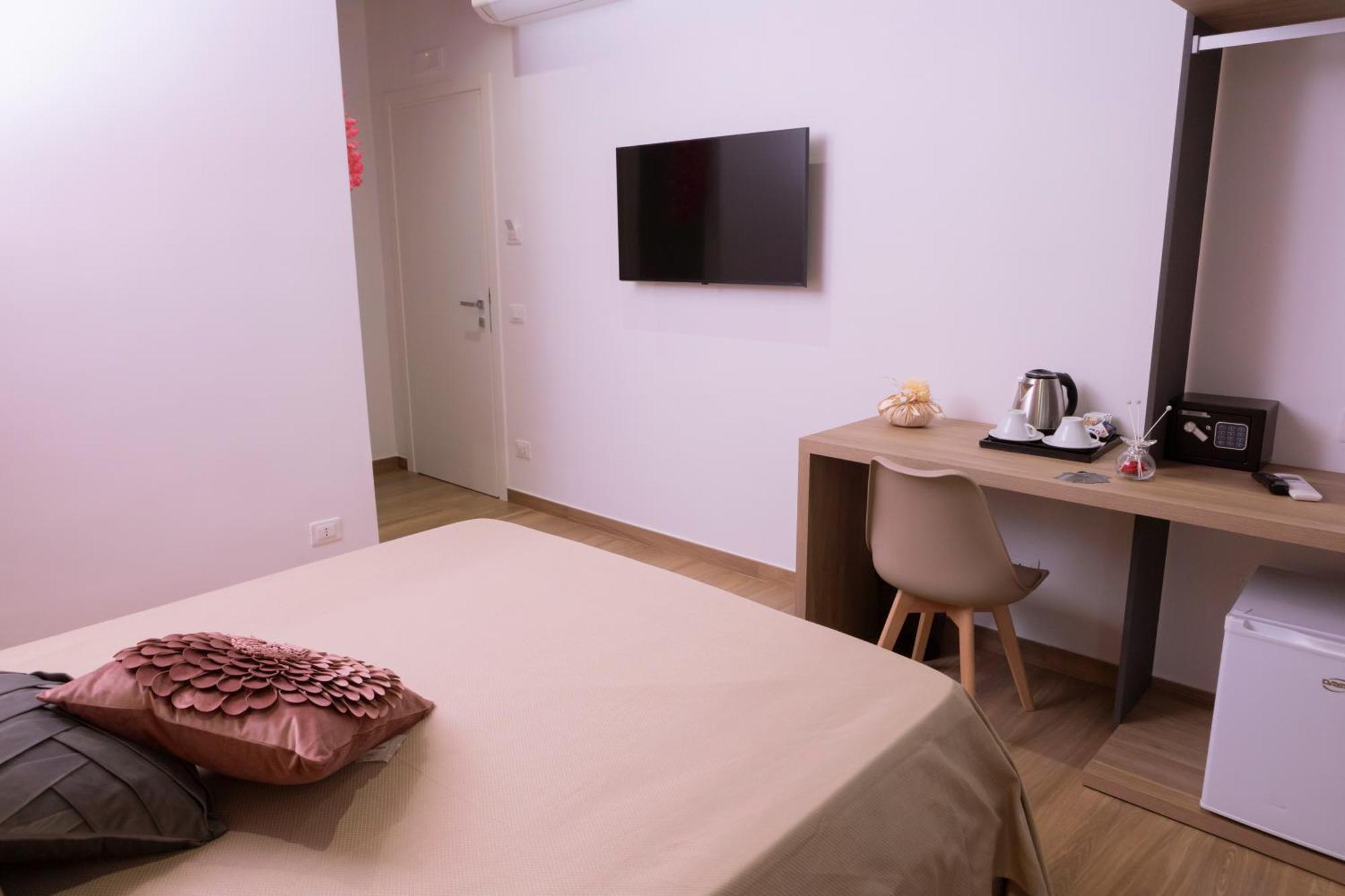 Alleria Rooms Napoli Bagian luar foto