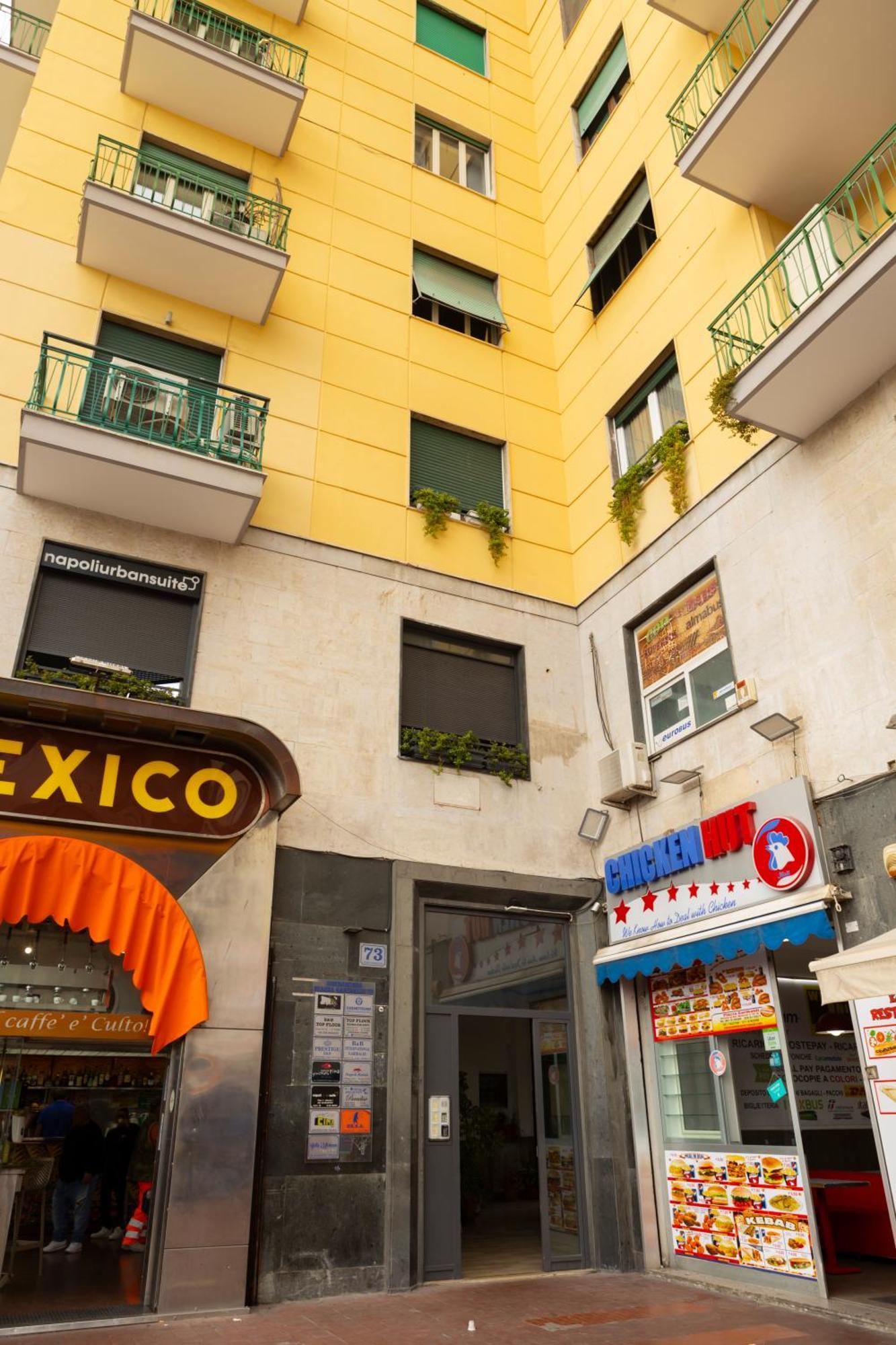 Alleria Rooms Napoli Bagian luar foto